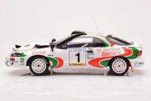 Toyota Celica Turbo 4WD ST185 #1 J. Kankkunen / J. Piironen Safari Rally 1993 IXO 1:18 18RMC150A Métal — image 3 sur 6
