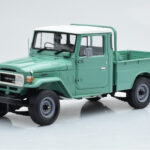 Toyota Land Cruiser 40 4x4 Pickup Vert Kyosho 1:18