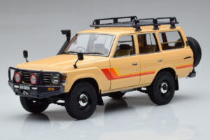 Toyota Land Cruiser 60 Beige Avec Pièces Optionnelles Kyosho 1:18