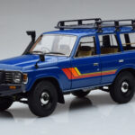 Toyota Land Cruiser 60 Bleu Avec Pièces Optionnelles Kyosho 1:18