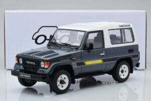 Toyota Land Cruiser LJ73 Gris Otto 1:18 OT437 Résine — image 6 sur 6