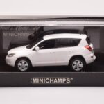 Toyota RAV4 XA30 Blanc Minichamps 1:43 - image 4 of 4