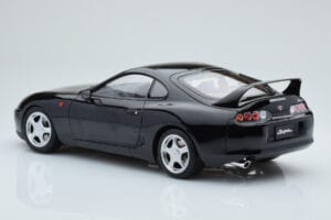 Toyota Supra A80 Noir LCD 1:18 LCD18020-BL Métal — image 3 sur 7
