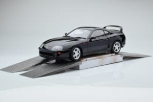 Toyota Supra A80 Noir LCD 1:18 LCD18020-BL Métal — image 5 sur 7