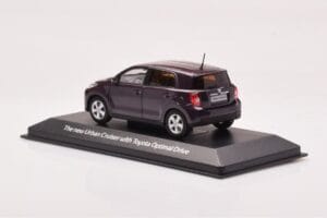 Toyota Urban Cruiser Violet Métallisé Minichamps 1:43 403166963 Métal — image 3 sur 4