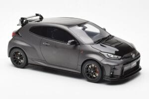 Toyota GR Yaris Circuit Package Noir Otto 1:18 OT1046 Métal — image 4 sur 6