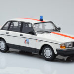 Volvo 240 GL Police Belgique Minichamps 1:18 - image 4 of 6