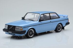 Volvo 240 Turbo Bleu Clair IXO 1:18 18MCC090