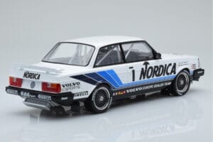 Volvo 240 Turbo Nordica #1 J. Cecotto / A. Olafsson ETCC Brno 1986 IXO 1:18 18RMC087 Métal — image 2 sur 6