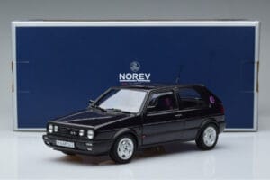 Volkswagen Golf GTI Mk2 Fire and Ice Violet Norev 1:18 188558 Métal — image 7 sur 7