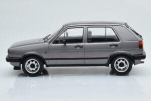 Volkswagen Golf GTI Mk2 Gris MCG 1:18 MCG18390 Métal — image 3 sur 6