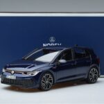 Volkswagen Golf GTI Mk8 Bleu Norev 1:18 188594 Métal - image 7 of 7