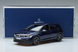 Volkswagen Golf GTI Mk8 Bleu Norev 1:18 188594 Métal — image 7 sur 7