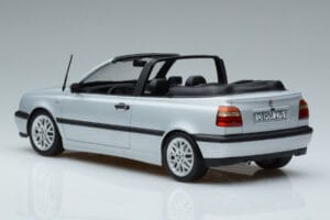 Volkswagen Golf Mk3 Cabriolet Argent Norev 1:18 188468 Métal — image 5 sur 6