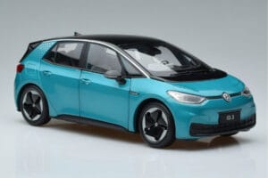 Volkswagen ID.3 Vert FAW 1:18 ZVN000001GRU Métal — image 5 sur 7