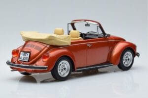 Volkswagen Beetle 1303 Cabriolet Orange Norev 1:18 188526 Métal — image 2 sur 6