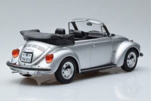 Volkswagen Beetle 1303 Cabriolet Argent Norev 1:18 188530 Métal — image 2 sur 6