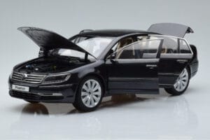 Volkswagen Phaeton V6 Mazeppa Gris Kyosho 1:18 08831MBK Métal — image 2 sur 9