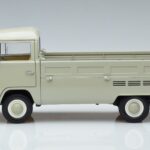 Volkswagen T2a Pickup Édition 50e Anniversaire Schuco 1:18 450019800 Métal - image 4 of 7