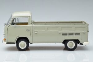 Volkswagen T2a Pickup Édition 50e Anniversaire Schuco 1:18 450019800 Métal — image 4 sur 7