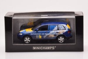 Volkswagen Touareg 7L Shell Helix Fresh Up Force Minichamps 1:43 VOLKSWAGEN-264066 Métal — image 4 sur 4