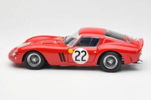 Ferrari 250 GTO #22 24 Hours of Le Mans 1962 Kyosho 1:18 08432B Métal — image 4 sur 8