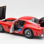 Ferrari 250 GTO #22 24 Hours of Le Mans 1962 Kyosho 1:18 08432B - image 5 of 8