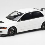 Mitsubishi Lancer Evo VIII MR FQ-400 Blanc Otto 1:18
