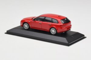 Alfa Romeo 159 Sportwagon Alfa Rouge Minichamps 1:43 400120511 Métal — image 3 sur 4