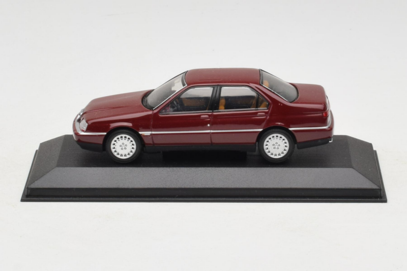 Alfa Romeo 164 3.0 Super V6 Rouge Foncé Minichamps 1:43 436120700 Métal