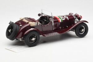 Alfa Romeo 1750 GS Spider #84 T. Nuvolari / B. Guidotti Mille Miglia Winner 1930 CMC 1:18 M-141 Métal — image 2 sur 6