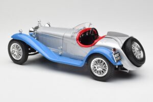 Alfa Romeo 2300 Spider Bleu Argenté Bburago 1:18 3008 Métal — image 7 sur 8