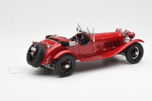 Alfa Romeo 6C 1750 GS Spider Rouge Bordeaux CMC 1:18 M-138 Métal — image 2 sur 6