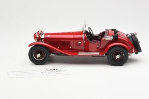 Alfa Romeo 6C 1750 GS Spider Rouge Bordeaux CMC 1:18 M-138 Métal — image 3 sur 6