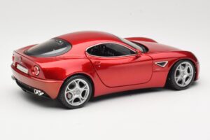 Alfa Romeo 8C Competizione Rouge Bburago 1:18 18-11021 Métal — image 3 sur 8