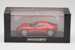 Alfa Romeo 8C Competizione Alfa Rouge Minichamps 1:43 403120523 Métal — image 4 sur 4