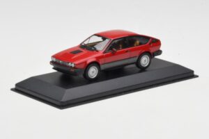 Alfa Romeo Alfetta GTV6 Rouge Minichamps 1:43 400120140 Métal — image 2 sur 4