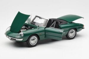 Alfa Romeo Duetto Spider Vert AUTOart 1:18 70138 Métal — image 2 sur 8