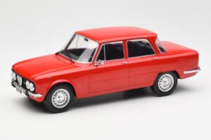 Alfa Romeo Giulia Nuova Super Rouge MCG 1:18 MCG18145 Métal