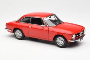 Alfa Romeo GT 1300 Junior LHD Rouge AUTOart 1:18 70131 Métal — image 6 sur 8