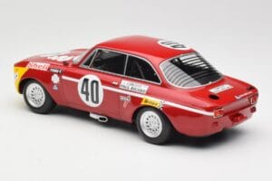Alfa Romeo GTA 1300 Junior #40 F. Picchi / J-C. Chasseuil Division 1 Winners 12 Hours of Paul Ricard 1971 Minichamps 1:18 155 — image 5 sur 6