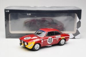 Alfa Romeo GTA 1300 Junior #40 F. Picchi / J-C. Chasseuil Division 1 Winners 12 Hours of Paul Ricard 1971 Minichamps 1:18 155 — image 6 sur 6