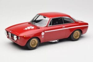 Alfa Romeo GTA 1300 Junior Rouge Minichamps 1:18 155120020 Métal
