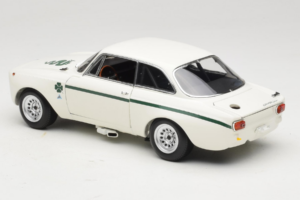 Alfa Romeo GTA 1300 Junior Blanc Minichamps 1:18 100120501 Métal — image 7 sur 8