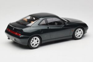 Alfa Romeo GTV 916 Coventry Green Metallic Norev 1:18 187842 Métal — image 2 sur 6