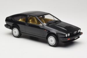 Alfa Romeo GTV6 2.5 Noir Laudoracing-Models 1:18 LM110C Métal — image 4 sur 6