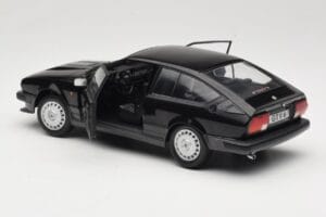 Alfa Romeo GTV6 Noir Solido 1:18 S1802302 Métal — image 5 sur 8