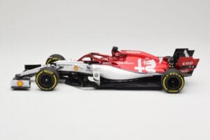 Alfa Romeo Racing C38 #7 K. Raikkonen F1 2019 Minichamps 1:18 110190007 Métal — image 3 sur 6