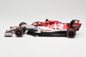Alfa Romeo Racing C39 #7 K. Raikkonen Styrian GP 2020 Minichamps 1:18 110200207 Métal — image 3 sur 6