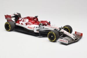 Alfa Romeo Racing C39 #99 A. Giovinazzi Austrian GP 2020 Minichamps 1:18 110200199 Métal — image 4 sur 6